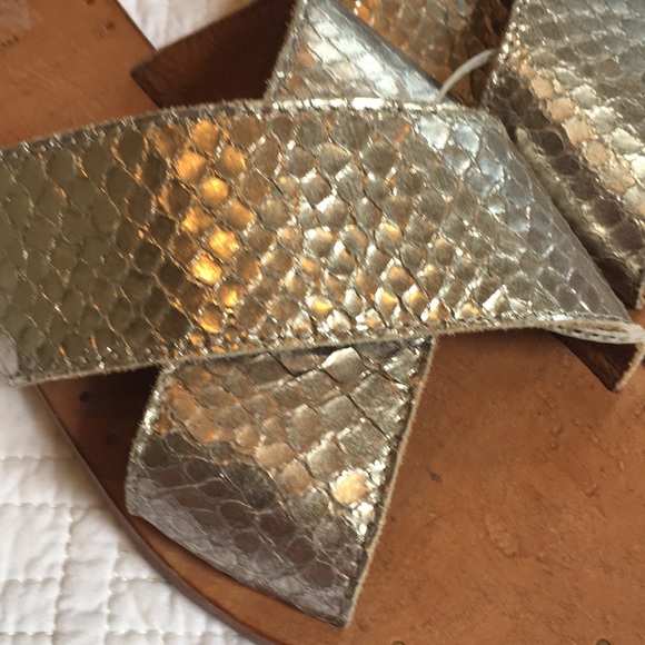 NWOT FRYE Ally slides - Picture 7 of 8